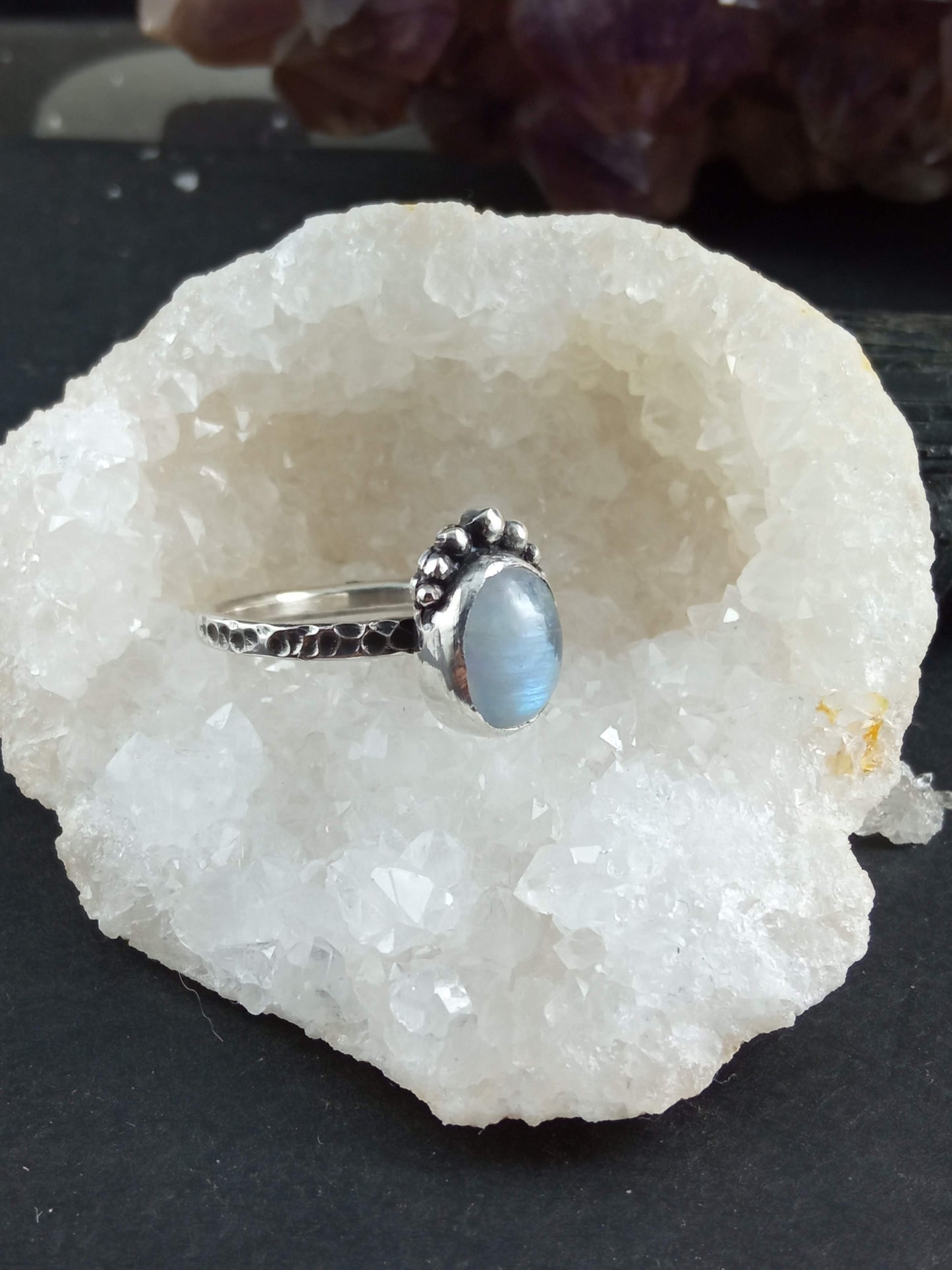 Bague Labradorite Blanche T.55